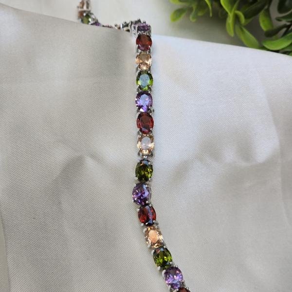 Pretty multi colour bracelet