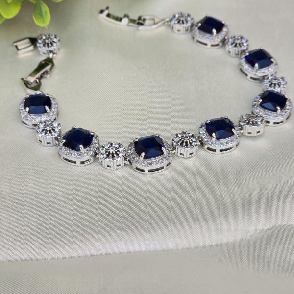 Elegant blue sapphire bracelet