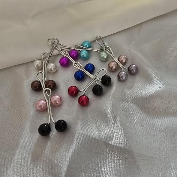 Loop hijab pins