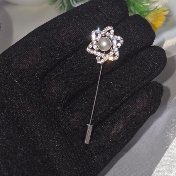 Flower crystal hijab pins with safety cap