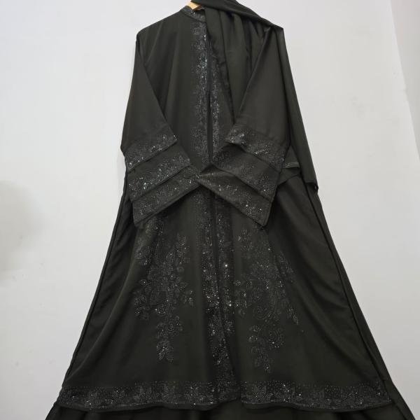 Green abaya