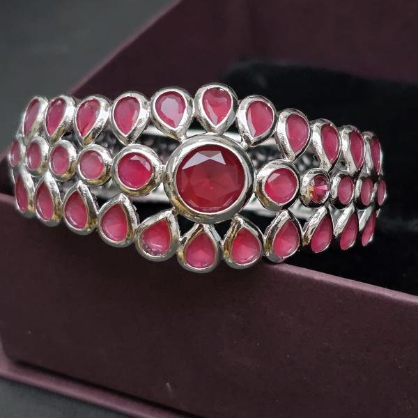 Classic Bangles 💖