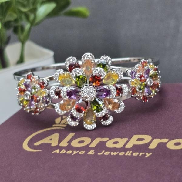 Beautiful flowers bangles 💐